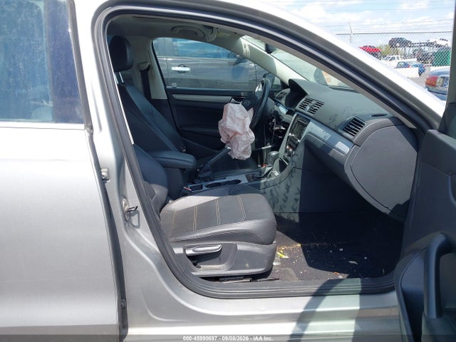 45990697 :رقم المزاد ، 1VWBP7A3XDC037211 vin ، 2013 Volkswagen Passat 2.5l Se مزاد بيع