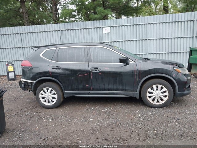 2018 Nissan Rogue S მანქანა იყიდება აუქციონზე, vin: 5N1AT2MV5JC817764, აუქციონის ნომერი: 45990770
