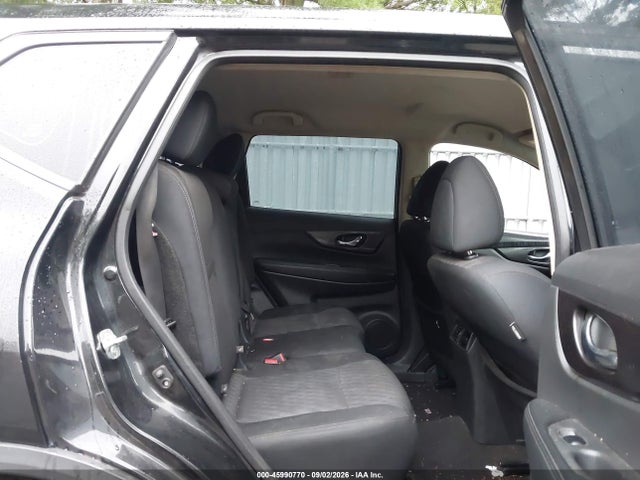 2018 Nissan Rogue S მანქანა იყიდება აუქციონზე, vin: 5N1AT2MV5JC817764, აუქციონის ნომერი: 45990770