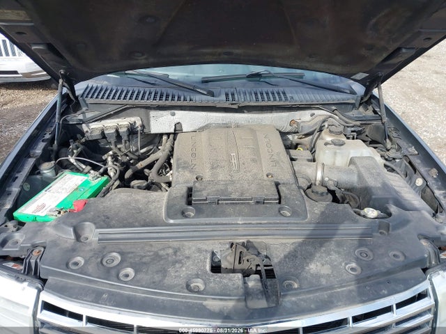 45990775 :رقم المزاد ، 5LMJJ3J51BEJ05142 vin ، 2011 Lincoln Navigator L مزاد بيع