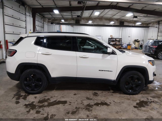 2019 Jeep Compass Latitude 4x4 მანქანა იყიდება აუქციონზე, vin: 3C4NJDBB1KT678867, აუქციონის ნომერი: 45990807
