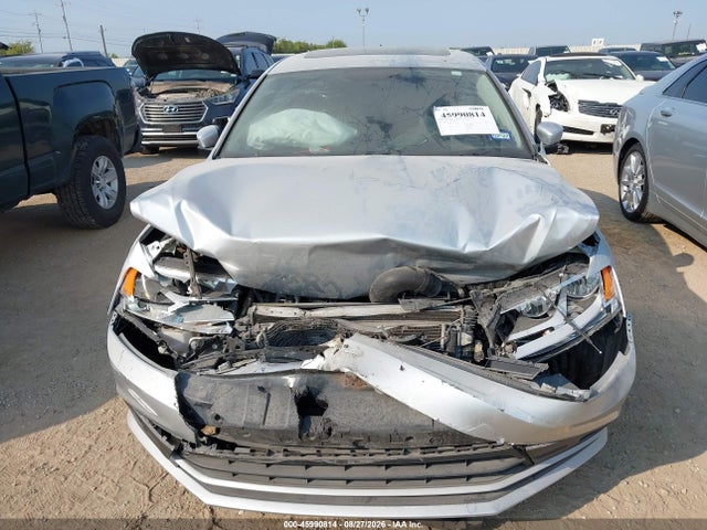 2015 Volkswagen Jetta 1.8t Sel მანქანა იყიდება აუქციონზე, vin: 3VWL17AJ5FM251660, აუქციონის ნომერი: 45990814