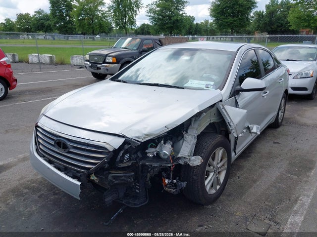 Продажа на аукционе авто 2015 Hyundai Sonata Se, vin: 5NPE24AF2FH120338, номер лота: 45990865