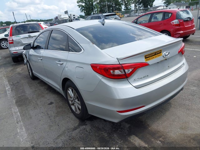 Продажа на аукционе авто 2015 Hyundai Sonata Se, vin: 5NPE24AF2FH120338, номер лота: 45990865
