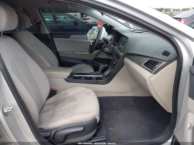 Продажа на аукционе авто 2015 Hyundai Sonata Se, vin: 5NPE24AF2FH120338, номер лота: 45990865