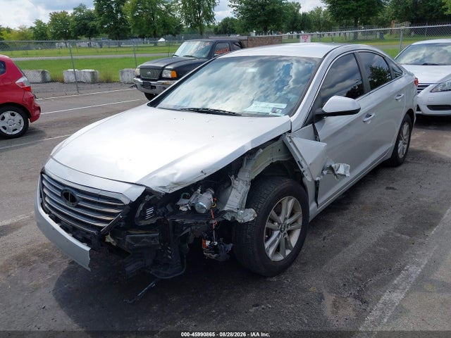 Продажа на аукционе авто 2015 Hyundai Sonata Se, vin: 5NPE24AF2FH120338, номер лота: 45990865
