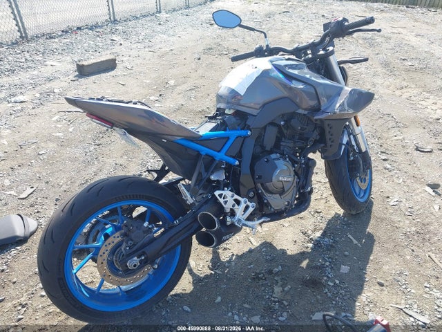 Suzuki Gsx800 R 2023 JS1EM11B9P7100111 Image 4