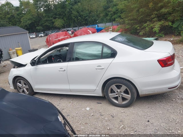 Продаж на аукціоні авто 2016 Volkswagen Jetta 1.4t S, vin: 3VW267AJ3GM346930, номер лоту: 45990913