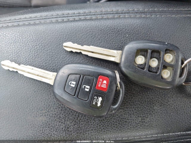 2014 Toyota Corolla S Plus მანქანა იყიდება აუქციონზე, vin: 2T1BURHE0EC089924, აუქციონის ნომერი: 45990927