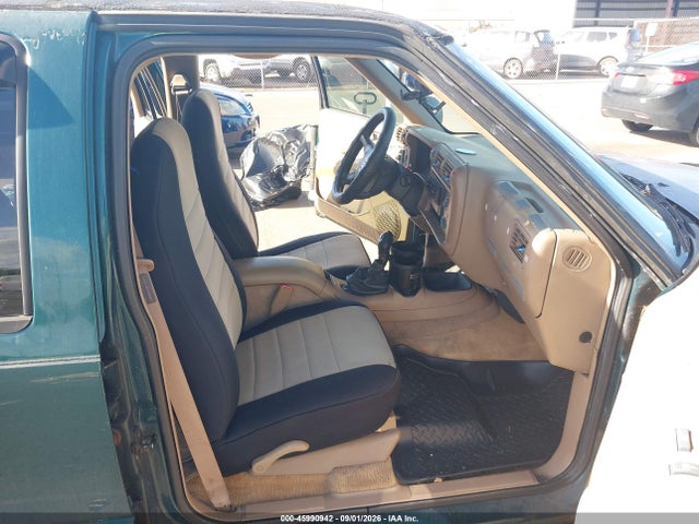 Aukcja sprzedaży 1997 Chevrolet Blazer Lt, vin: 1GNDT13W8V2116323, numer aukcji: 45990942