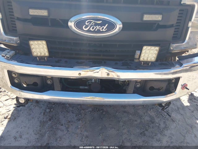 45990970 :رقم المزاد ، 1FD7X3B60JEC20266 vin ، 2018 Ford F-350 Xl مزاد بيع