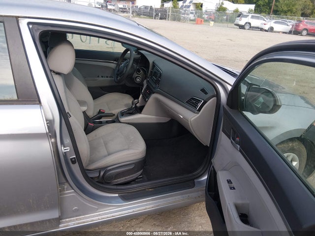 Продаж на аукціоні авто 2017 Hyundai Elantra Se, vin: 5NPD74LF2HH127786, номер лоту: 45990986