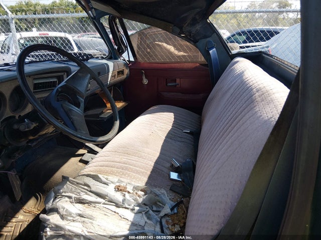 1986 Chevrolet K10 მანქანა იყიდება აუქციონზე, vin: 1GCEK14H3GF378259, აუქციონის ნომერი: 45991143