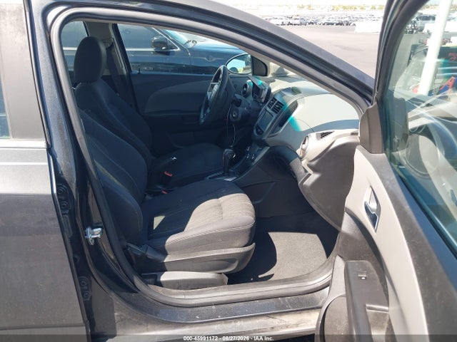 1G1JC5SH0G4157857 Chevrolet Sonic Lt Auto