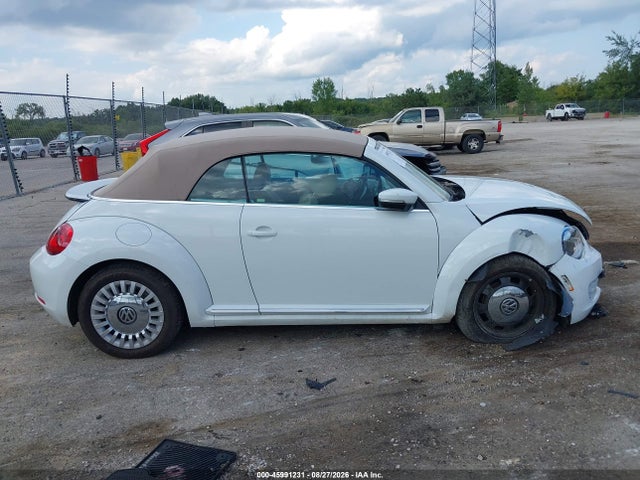 Продаж на аукціоні авто 2015 Volkswagen Beetle 1.8t, vin: 3VW517AT6FM812961, номер лоту: 45991231