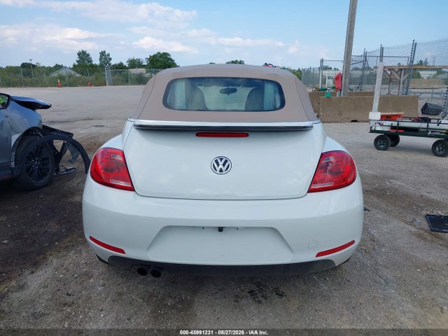 Продаж на аукціоні авто 2015 Volkswagen Beetle 1.8t, vin: 3VW517AT6FM812961, номер лоту: 45991231