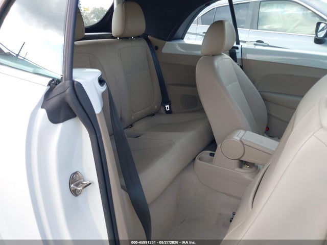Продаж на аукціоні авто 2015 Volkswagen Beetle 1.8t, vin: 3VW517AT6FM812961, номер лоту: 45991231