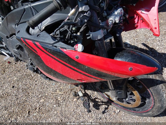 2013 Yamaha Yzfr1 მანქანა იყიდება აუქციონზე, vin: JYARN23E2DA015140, აუქციონის ნომერი: 45991271