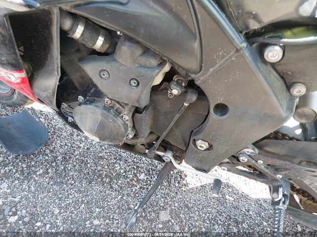 2013 Yamaha Yzfr1 მანქანა იყიდება აუქციონზე, vin: JYARN23E2DA015140, აუქციონის ნომერი: 45991271