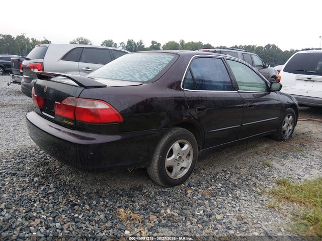 Auction sale of the 1999 Honda Accord Ex V6, vin: 1HGCG1659XA008928, lot number: 45991275