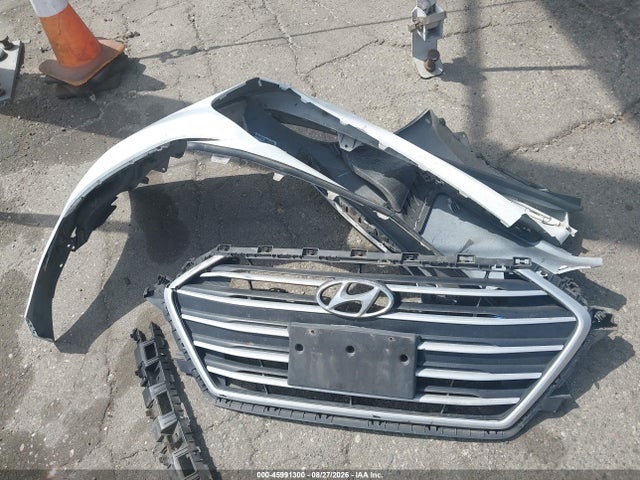 Продажа на аукционе авто 2018 Hyundai Elantra Sel, vin: 5NPD84LF0JH329335, номер лота: 45991300