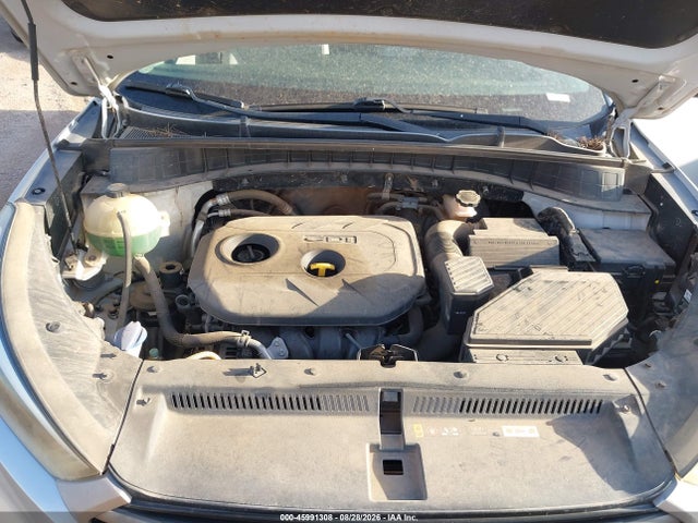 KM8J33A47HU285603 Hyundai TUCSON SE