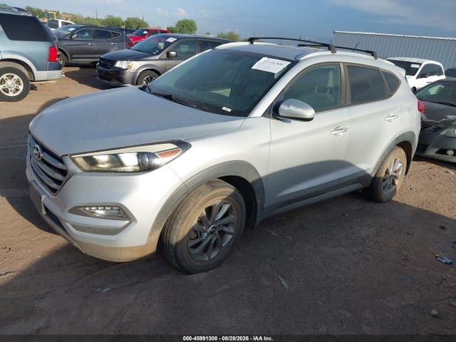 KM8J33A47HU285603 Hyundai TUCSON SE