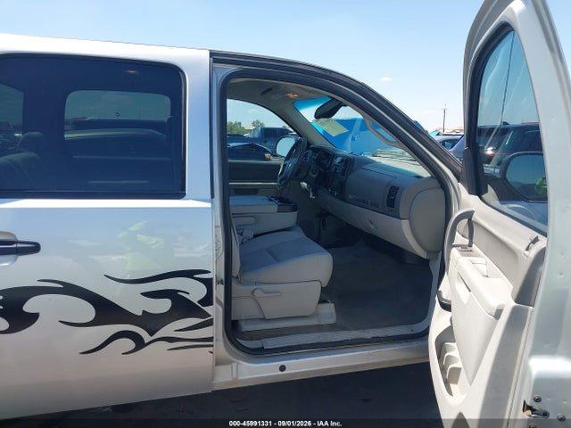 45991331 :رقم المزاد ، 3GCPCSE03DG115445 vin ، 2013 Chevrolet Silverado 1500 Lt مزاد بيع
