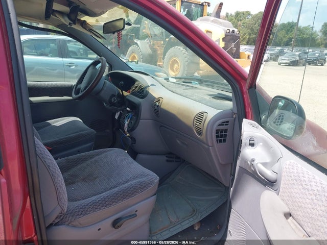 Продажа на аукционе авто 1998 Dodge Grand Caravan Se, vin: 1B4GP44G3WB689700, номер лота: 45991366