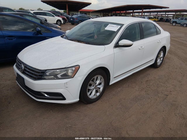 1VWAT7A33HC031120 Volkswagen Passat 1.8t S