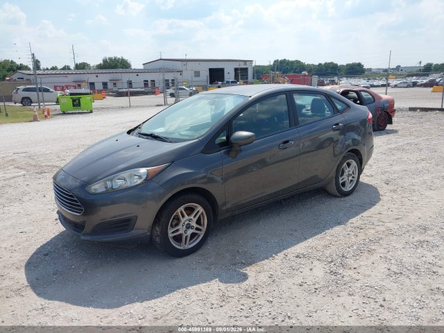 Ford FIESTA SE 2017 3FADP4BJ4HM119064 Image 2
