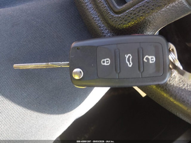 45991397 :رقم المزاد ، 3VW2K7AJ0DM256710 vin ، 2013 Volkswagen Jetta 2.0l S مزاد بيع