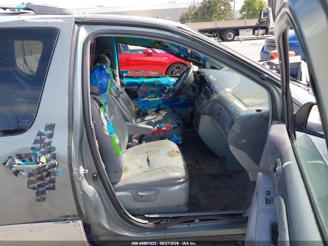 2000 Toyota Sienna Xle მანქანა იყიდება აუქციონზე, vin: 4T3ZF13C1YU212172, აუქციონის ნომერი: 45991423