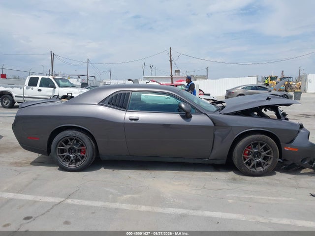 Auction sale of the 2018 Dodge Challenger Sxt, vin: 2C3CDZAG8JH262786, lot number: 45991437