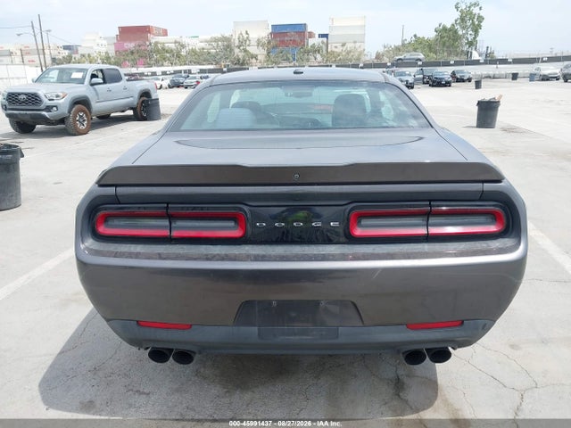 Auction sale of the 2018 Dodge Challenger Sxt, vin: 2C3CDZAG8JH262786, lot number: 45991437