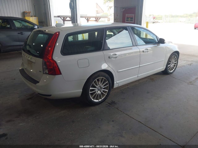 45991471 :رقم المزاد ، YV1MW382392473524 vin ، 2009 Volvo V50 2.4i مزاد بيع