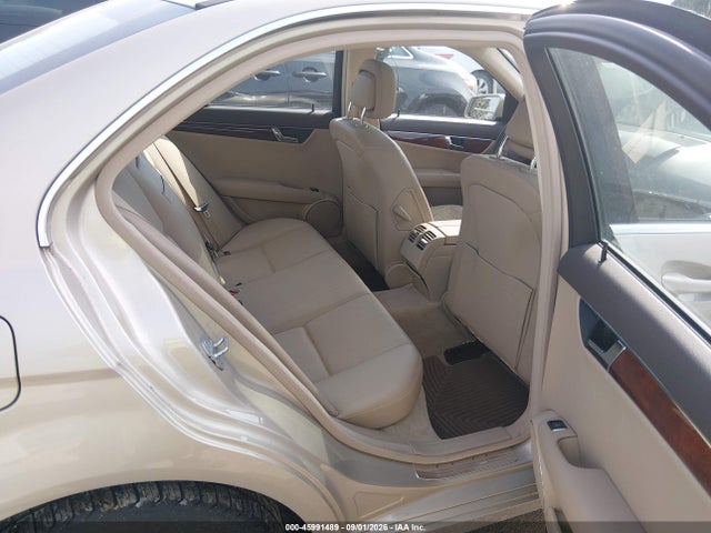 Продаж на аукціоні авто 2011 Mercedes-benz C 300 Luxury 4matic, vin: WDDGF8BBXBR170526, номер лоту: 45991489
