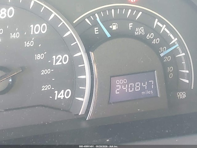 45991491 :رقم المزاد ، 4T1BF1FK2EU415712 vin ، 2014 Toyota Camry Le مزاد بيع