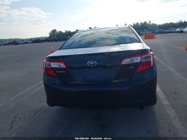 45991491 :رقم المزاد ، 4T1BF1FK2EU415712 vin ، 2014 Toyota Camry Le مزاد بيع