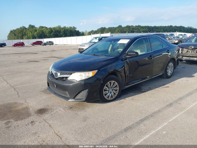 45991491 :رقم المزاد ، 4T1BF1FK2EU415712 vin ، 2014 Toyota Camry Le مزاد بيع