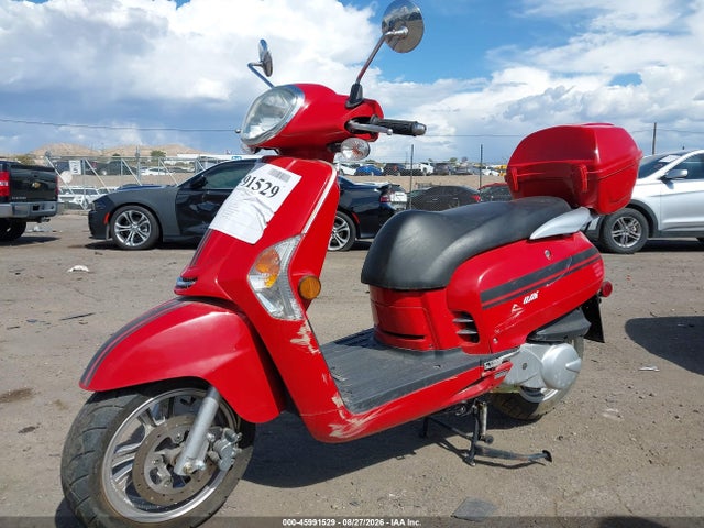 Kymco Usa Inc Like 200i 2016 LC2D2H126GC100345 Image 2