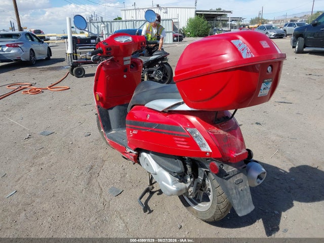 Kymco Usa Inc Like 200i 2016 LC2D2H126GC100345 Image 3