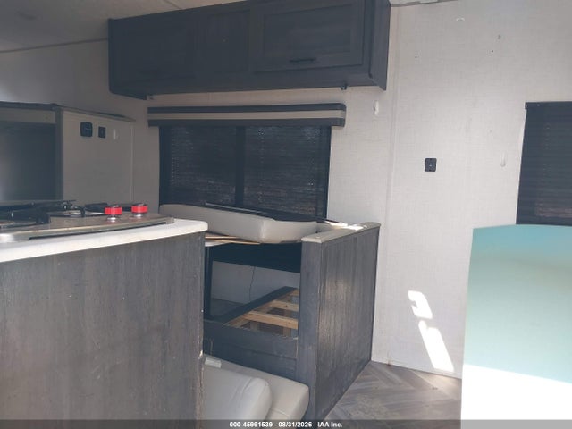 Продажа на аукционе авто 2021 Forest River Other, vin: 5ZT2ZKFC2MG400634, номер лота: 45991539