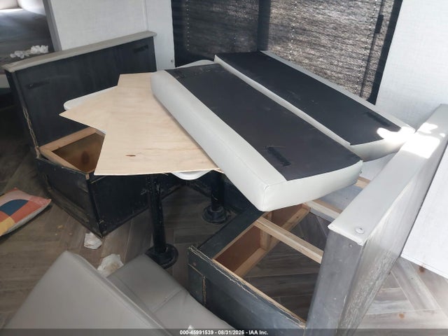 Продажа на аукционе авто 2021 Forest River Other, vin: 5ZT2ZKFC2MG400634, номер лота: 45991539