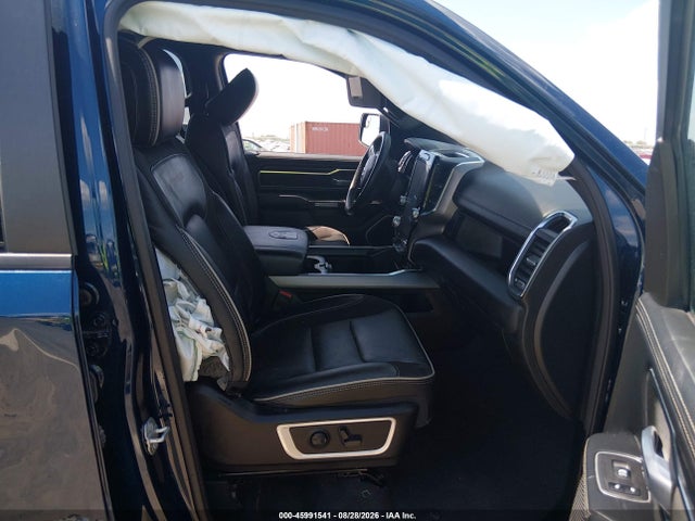 Продажа на аукционе авто 2024 Ram 1500 Laramie  4x4 5'7 Box, vin: 1C6SRFJT2RN154825, номер лота: 45991541