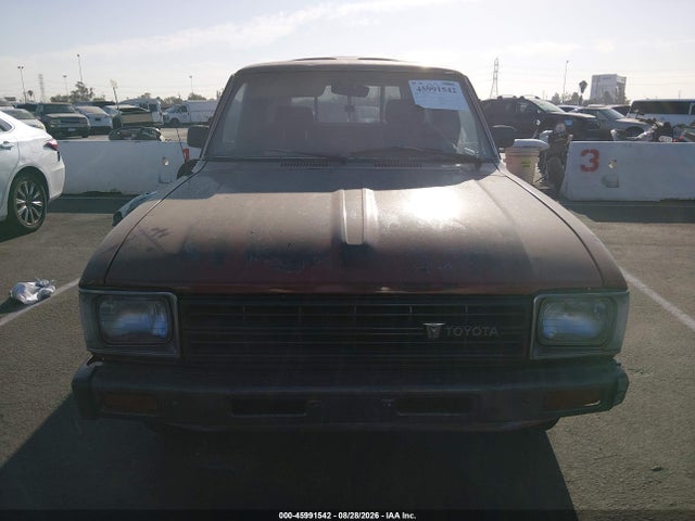 Продаж на аукціоні авто 1983 Toyota Pickup 1/2 Ton Sr5, vin: JT4RN34S9D0062329, номер лоту: 45991542