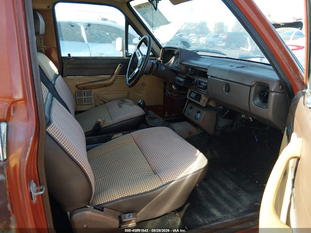 Продаж на аукціоні авто 1983 Toyota Pickup 1/2 Ton Sr5, vin: JT4RN34S9D0062329, номер лоту: 45991542