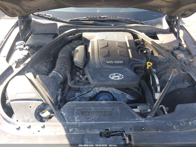 KMHGN4JE5FU041240 Hyundai Genesis 3.8