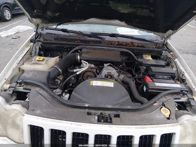 2008 Jeep Grand Cherokee Laredo მანქანა იყიდება აუქციონზე, vin: 1J8GR48K08C235079, აუქციონის ნომერი: 45991595