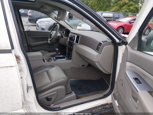 2008 Jeep Grand Cherokee Laredo მანქანა იყიდება აუქციონზე, vin: 1J8GR48K08C235079, აუქციონის ნომერი: 45991595